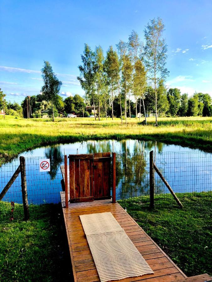 Kulli Pesa Aparthotel Puka Ngoại thất bức ảnh